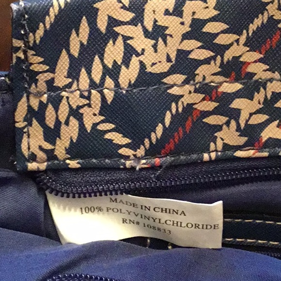 Ellen Tracy Handbag - Picture 3 of 8